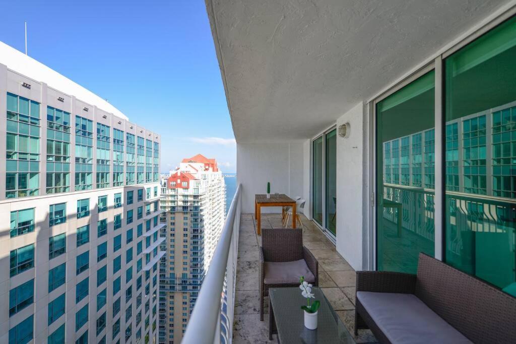 Centric Modern 40Thfloor Brickell Condo Free Parking By Palermo Home Miami Luaran gambar