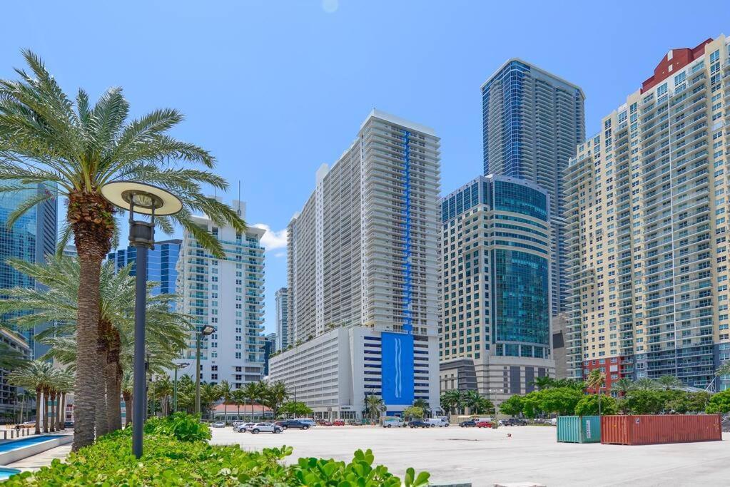 Centric Modern 40Thfloor Brickell Condo Free Parking By Palermo Home Miami Luaran gambar